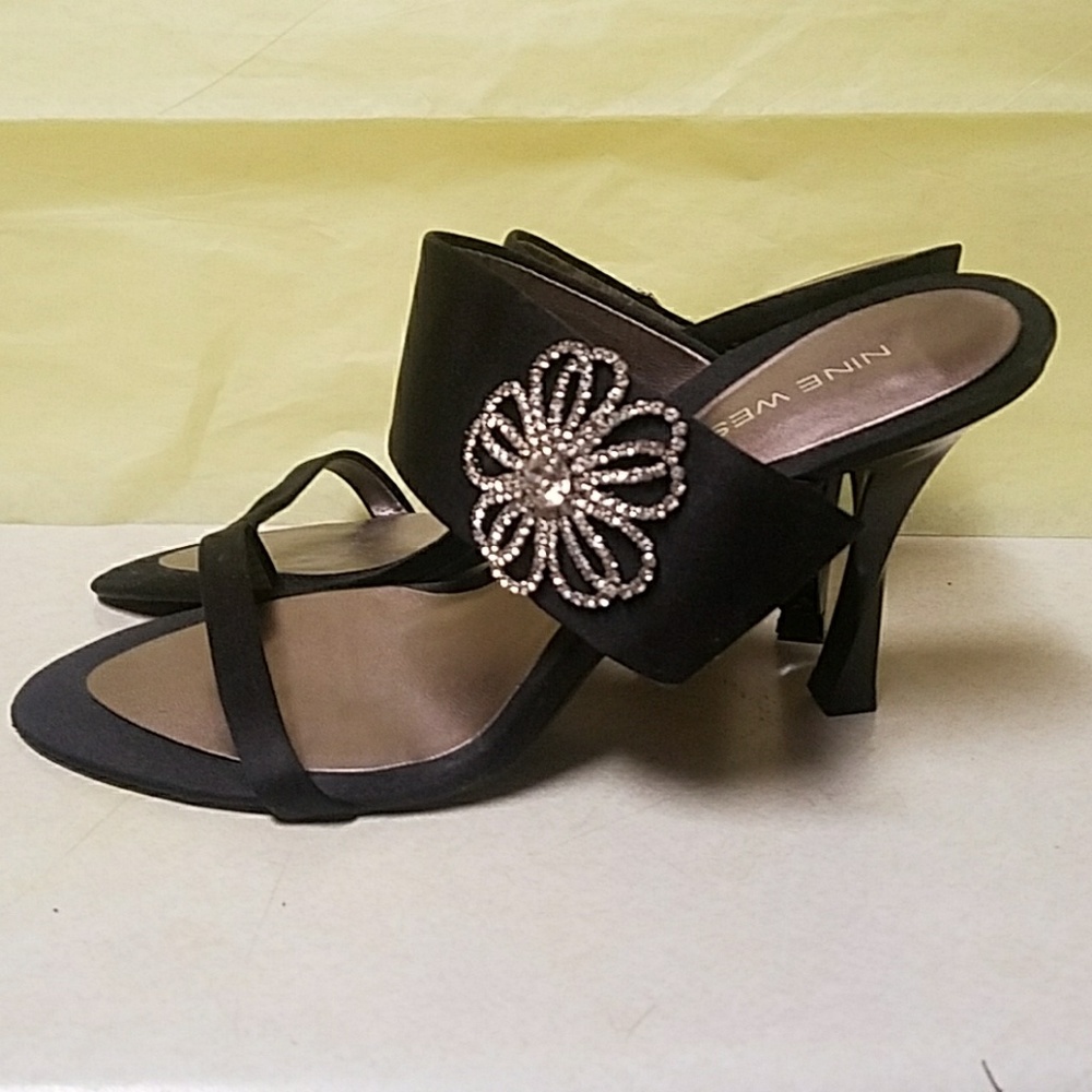 Nine West Black Heels EUC